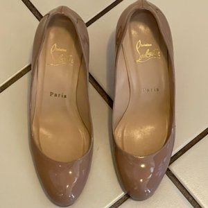 Chistian Louboutin Pointed Toe Pump Shoes